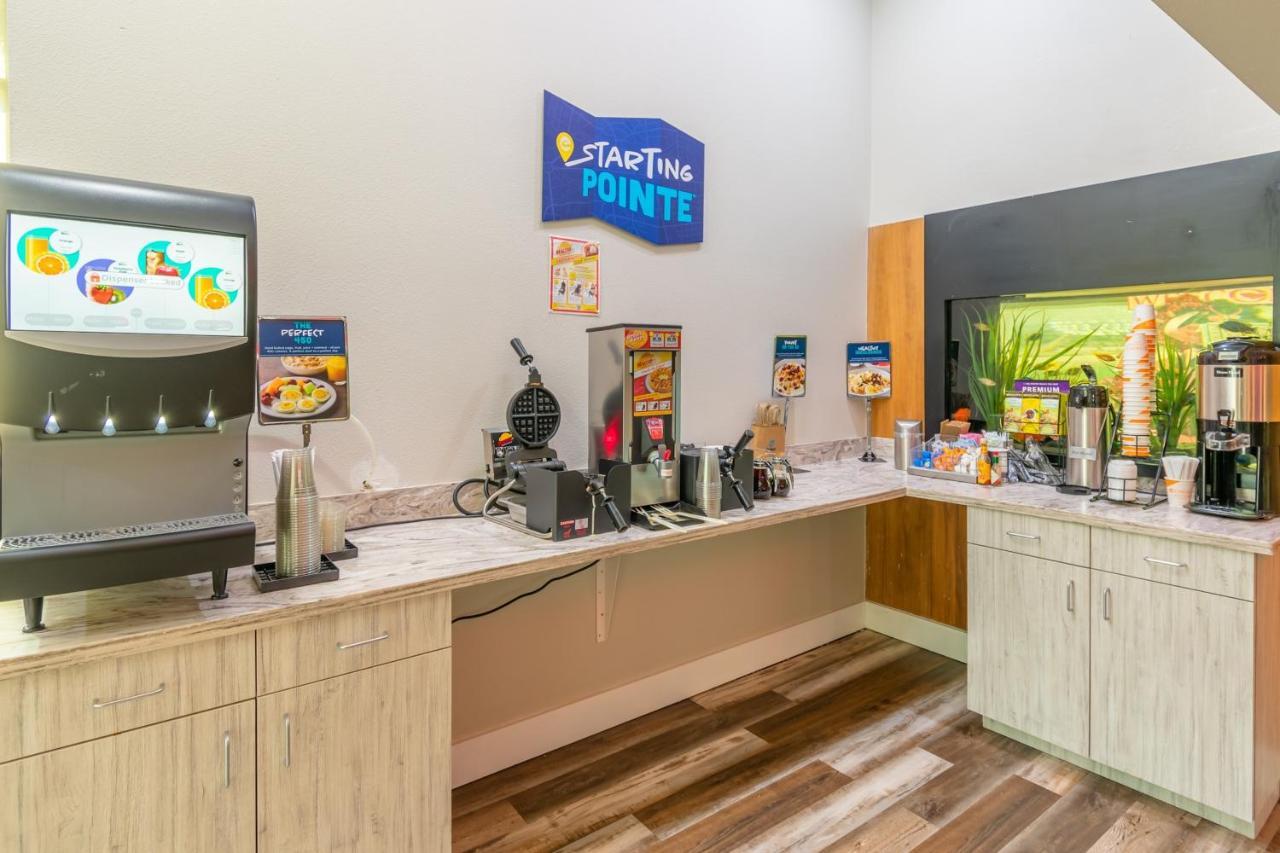 Clarion Pointe Galveston Seawall Екстер'єр фото