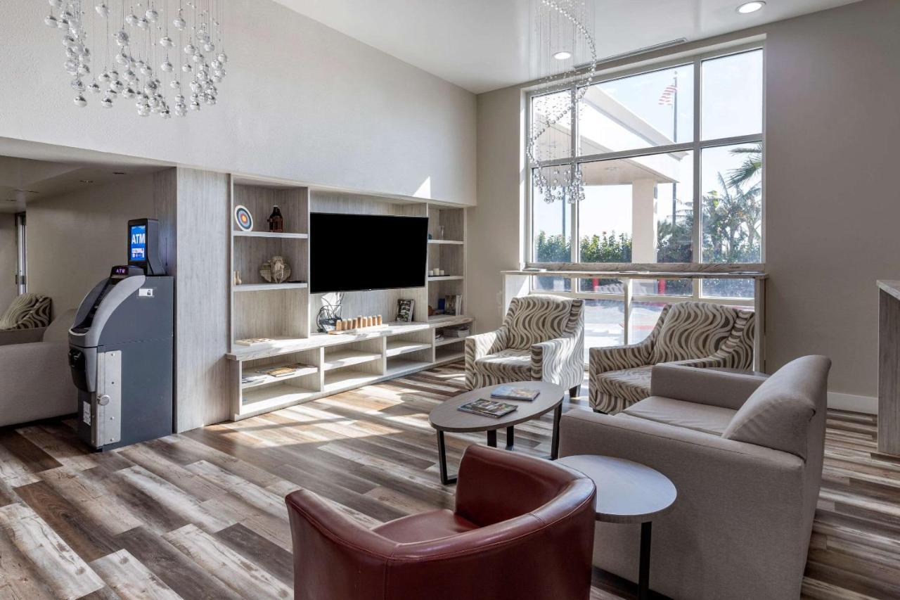 Clarion Pointe Galveston Seawall Екстер'єр фото