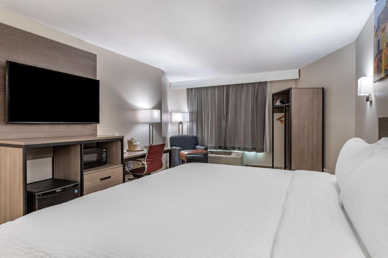 Clarion Pointe Galveston Seawall Екстер'єр фото