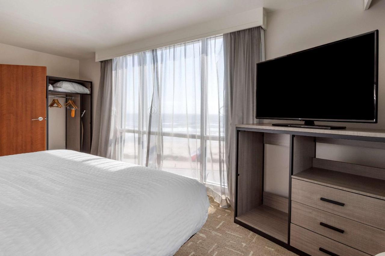 Clarion Pointe Galveston Seawall Екстер'єр фото