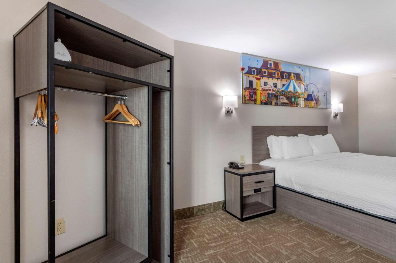 Clarion Pointe Galveston Seawall Екстер'єр фото