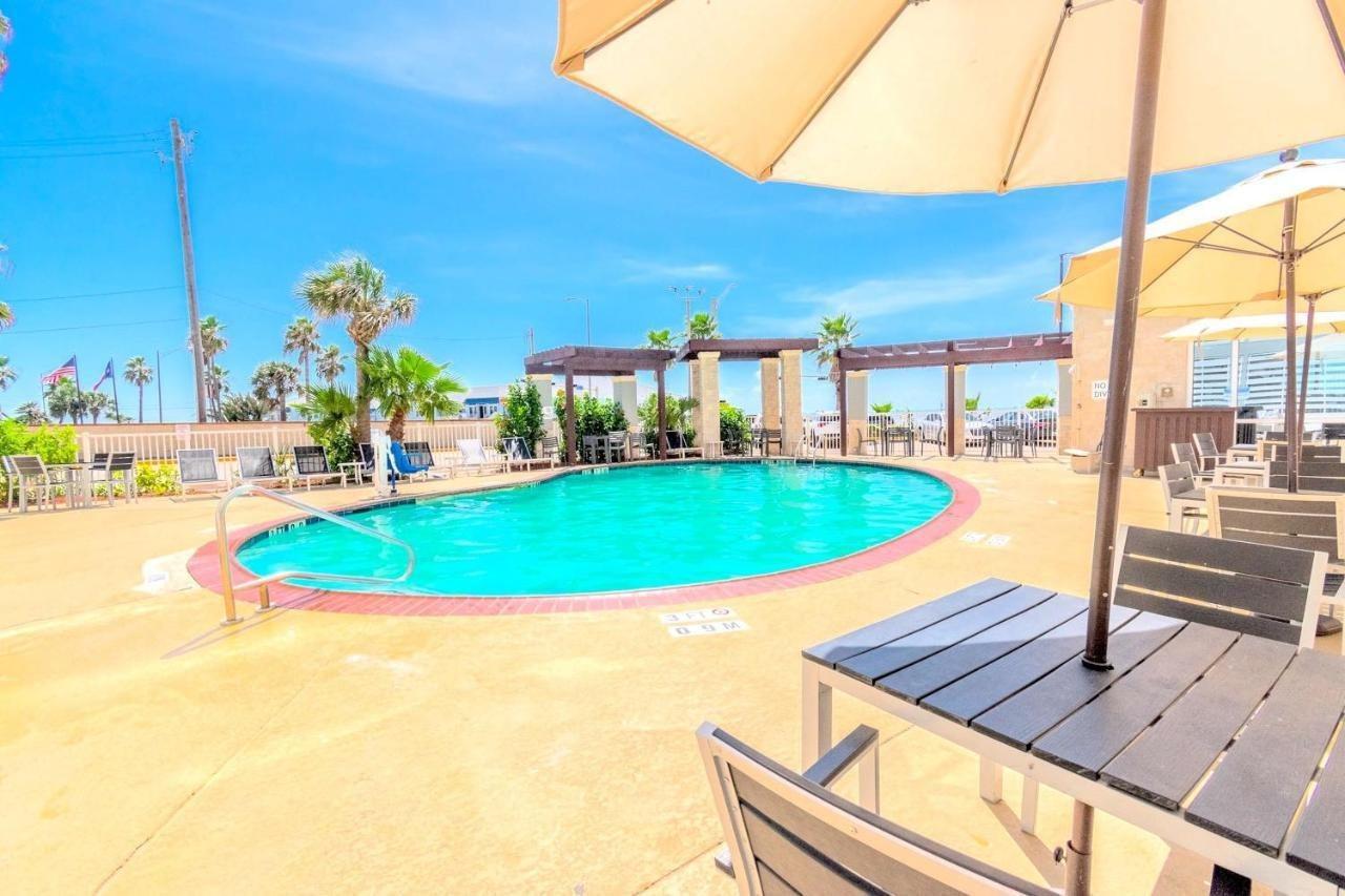 Clarion Pointe Galveston Seawall Екстер'єр фото